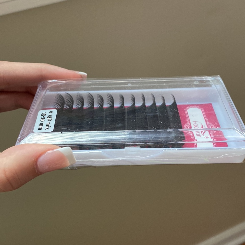 Eyelashes Extensions - Picture 2 of 2